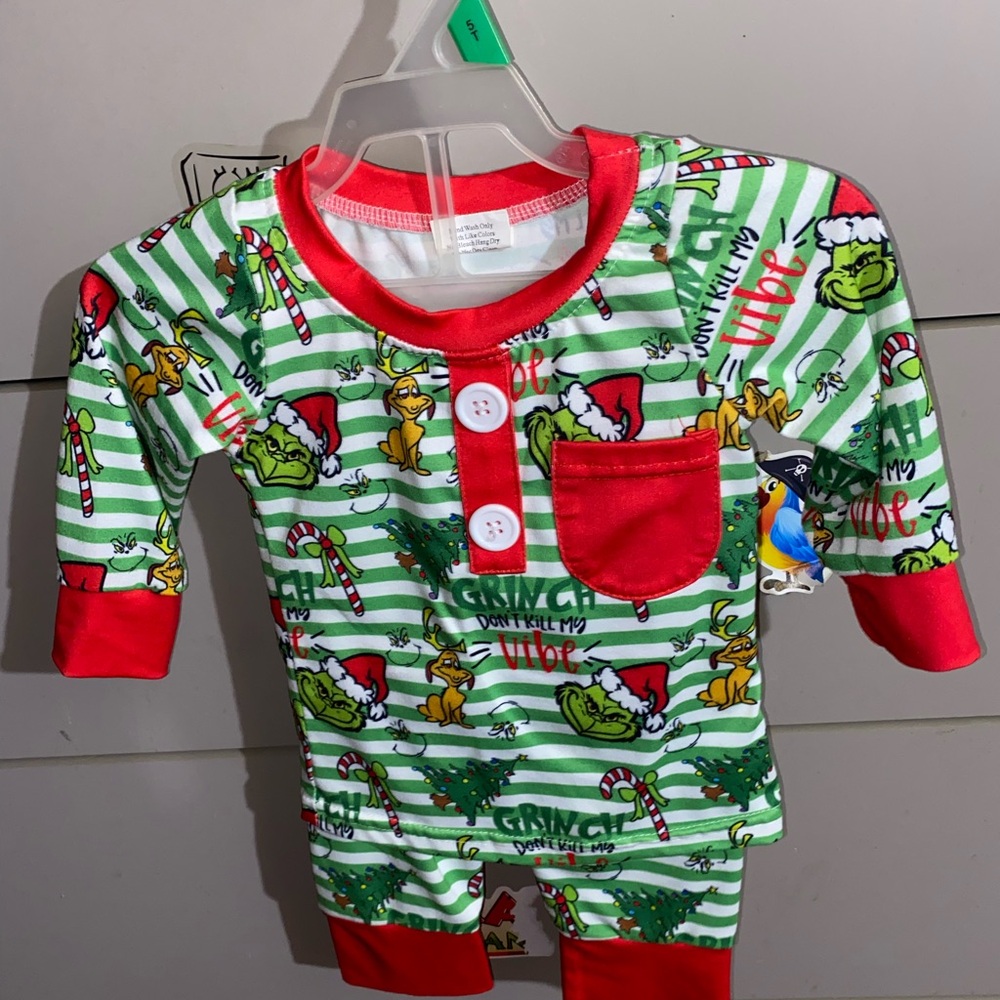 Festive Kids Pajama Set - Green and Red